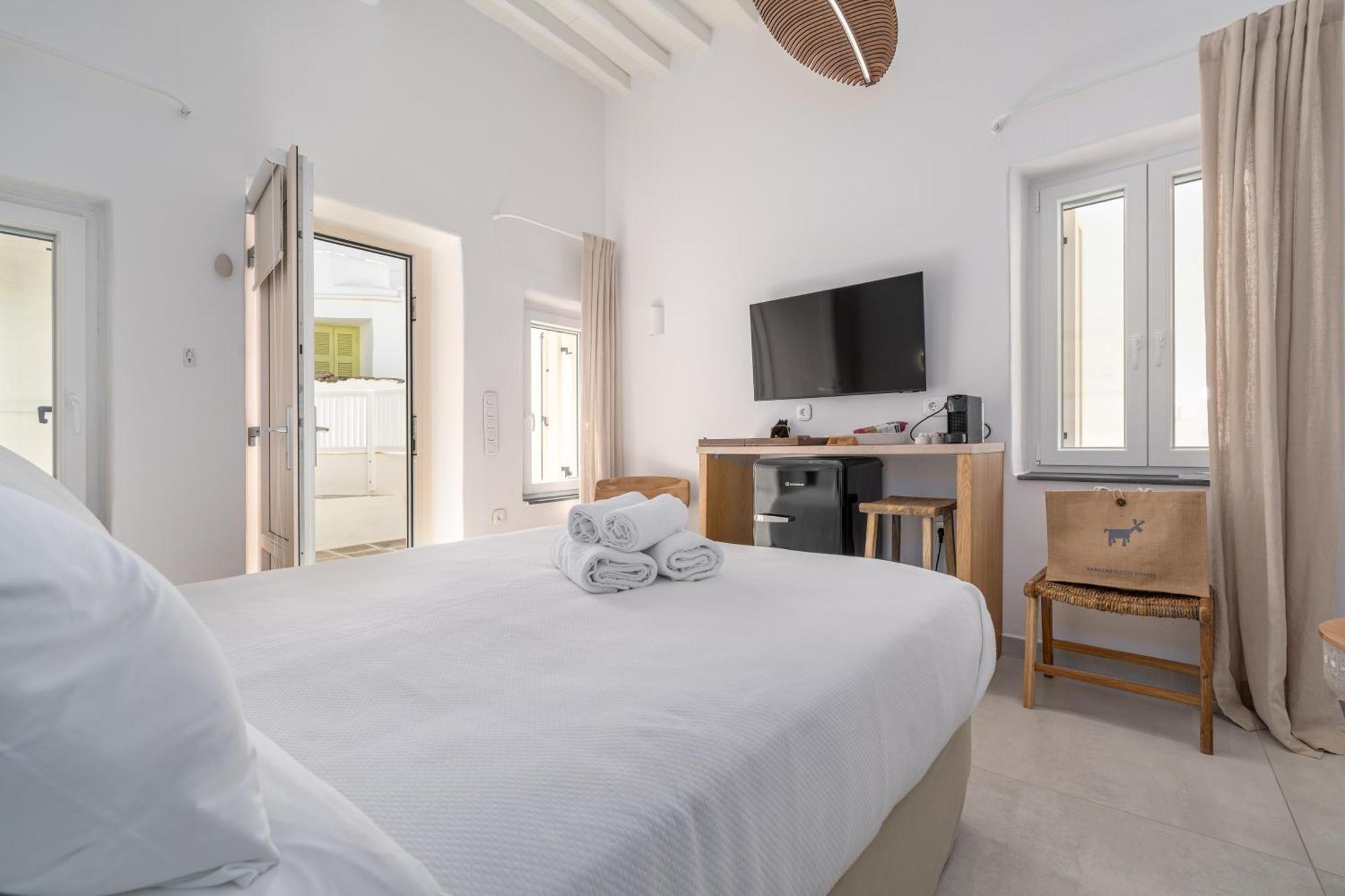 Rabagas Suites - In The Heart Of Sifnos أبولونيا المظهر الخارجي الصورة